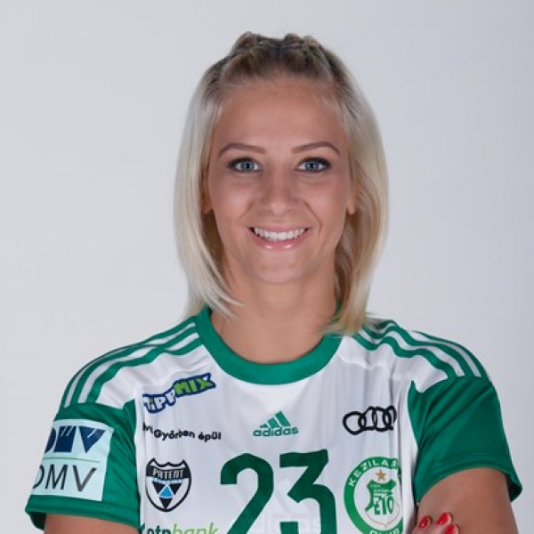 Csenge  Fodor